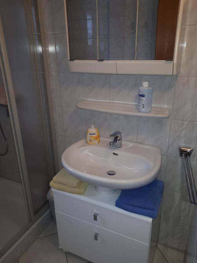 Preisbewusste Ferienwohnung Fuer 2 Personen U. Kleinkind Utarp Zewnętrze zdjęcie